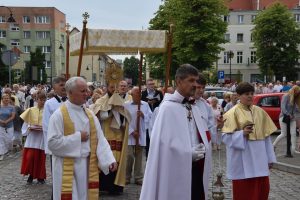 64788063_2550221421688902_5451888055109550080_n