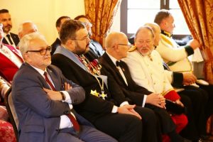 c3a9c681cf1b8a50ed5235074ea1bef2