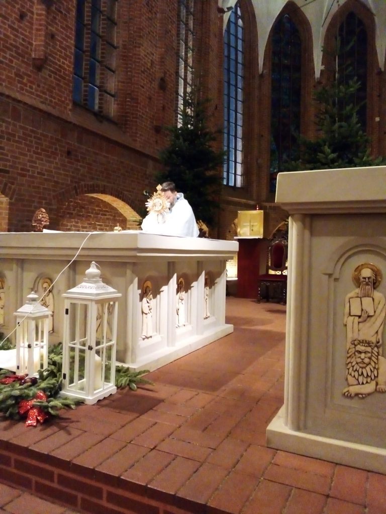 80006844_757576101407738_4442570693304909824_n