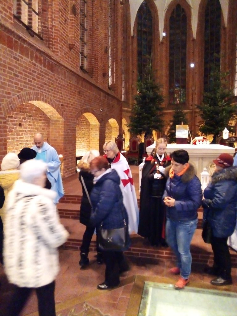 80027572_578323979654103_7693853033637085184_n