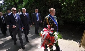 2023-06-18 - Templariusze OECTH - rocznica święceń kapłańskich Abp Józefa Gawliny oraz Narodowy Dzień Powstań Śląskich w Raciborzu