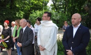 2023-06-18 - Templariusze OECTH - rocznica święceń kapłańskich Abp Józefa Gawliny oraz Narodowy Dzień Powstań Śląskich w Raciborzu